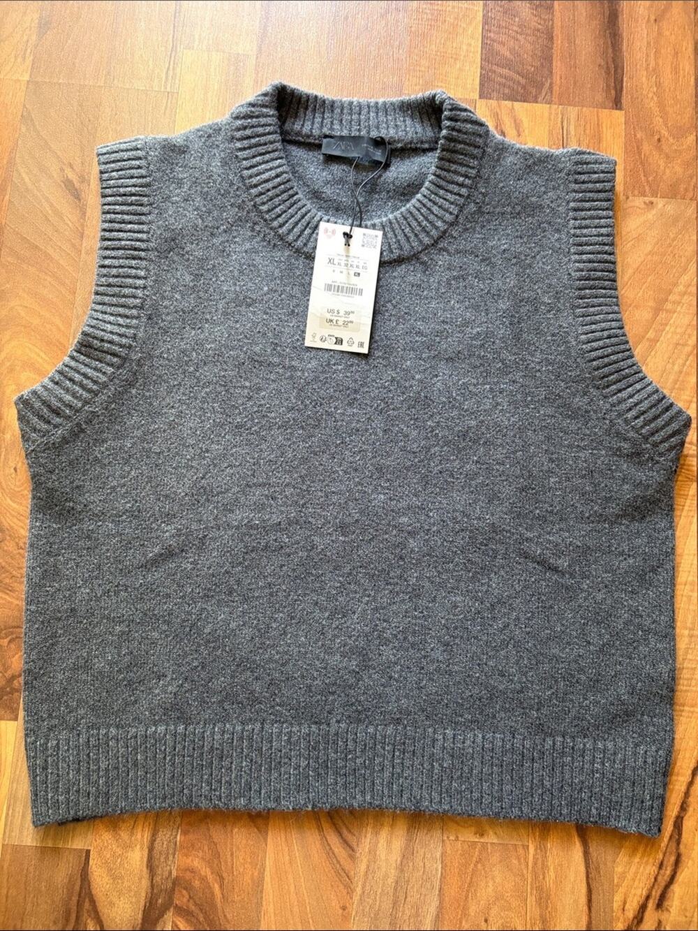 Zara Woman’s Crewneck Sleeveless Sweater Vest in Gray Size XL NWT